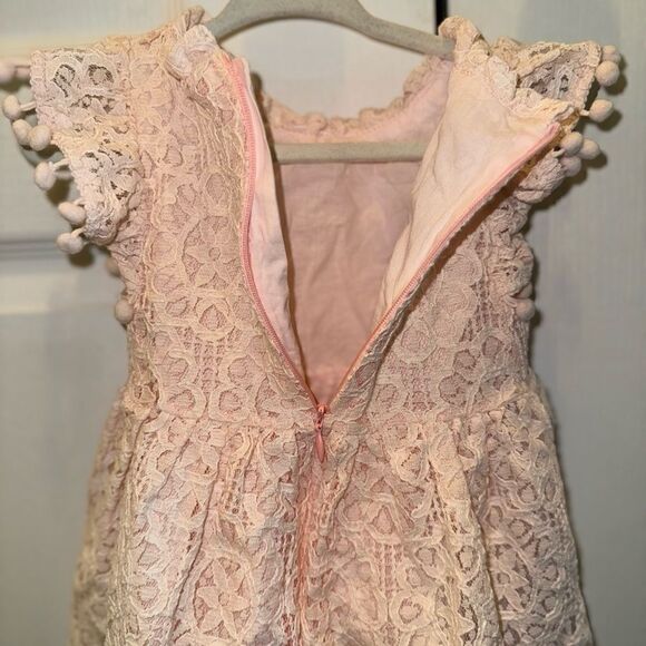 2T Girls Lacey Dress - Picture 6 of 7